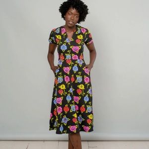 Nooworks Greta dress in Roses pattern, size M